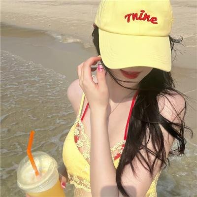 桥头咖啡屋